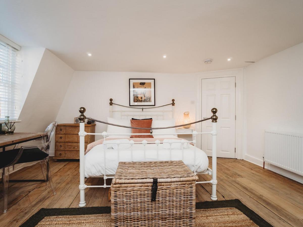 Appartement Pass The Keys Stylish 2 Bed Eco Flat In The Heart Of Bath Extérieur photo