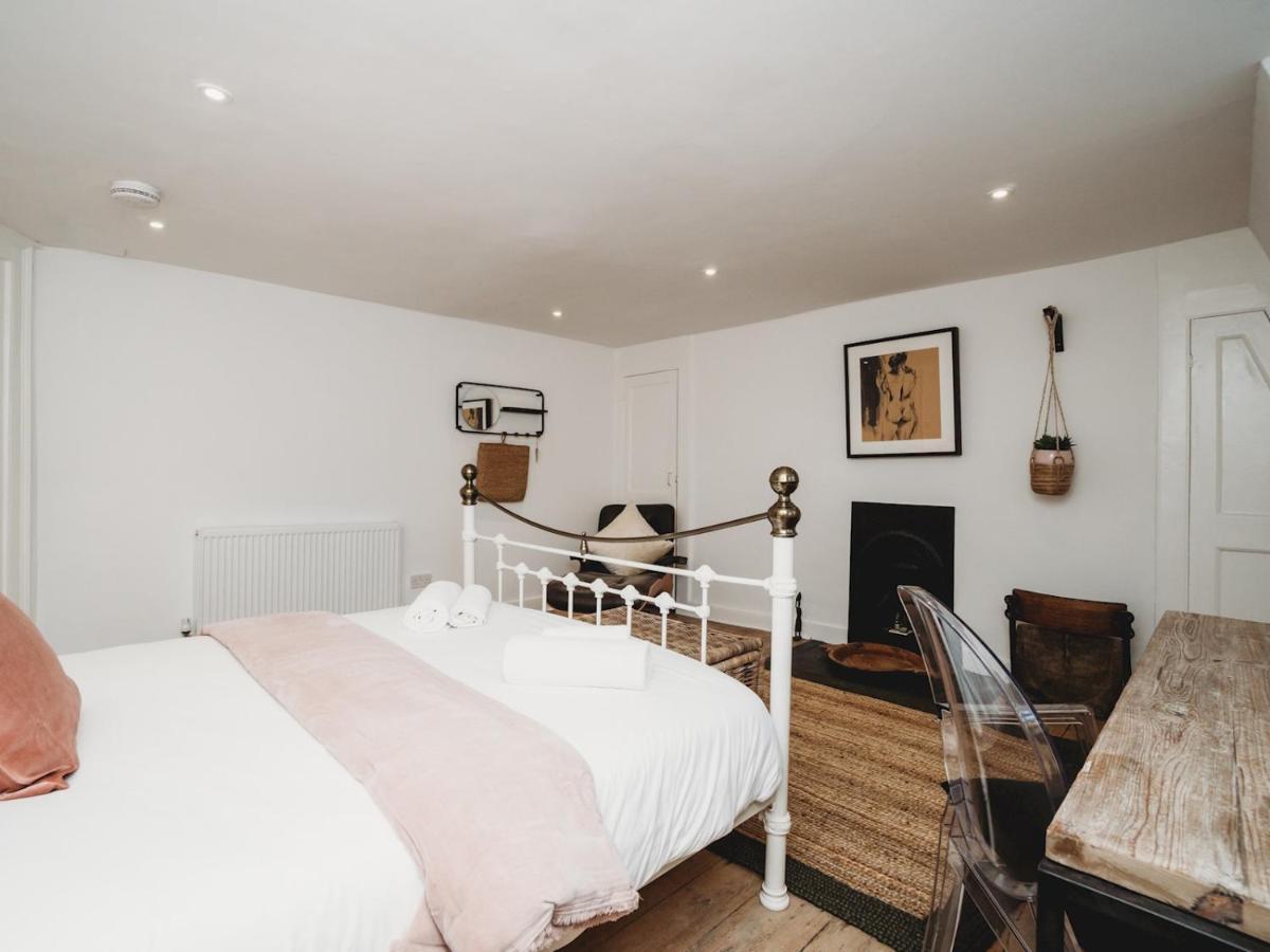 Appartement Pass The Keys Stylish 2 Bed Eco Flat In The Heart Of Bath Extérieur photo