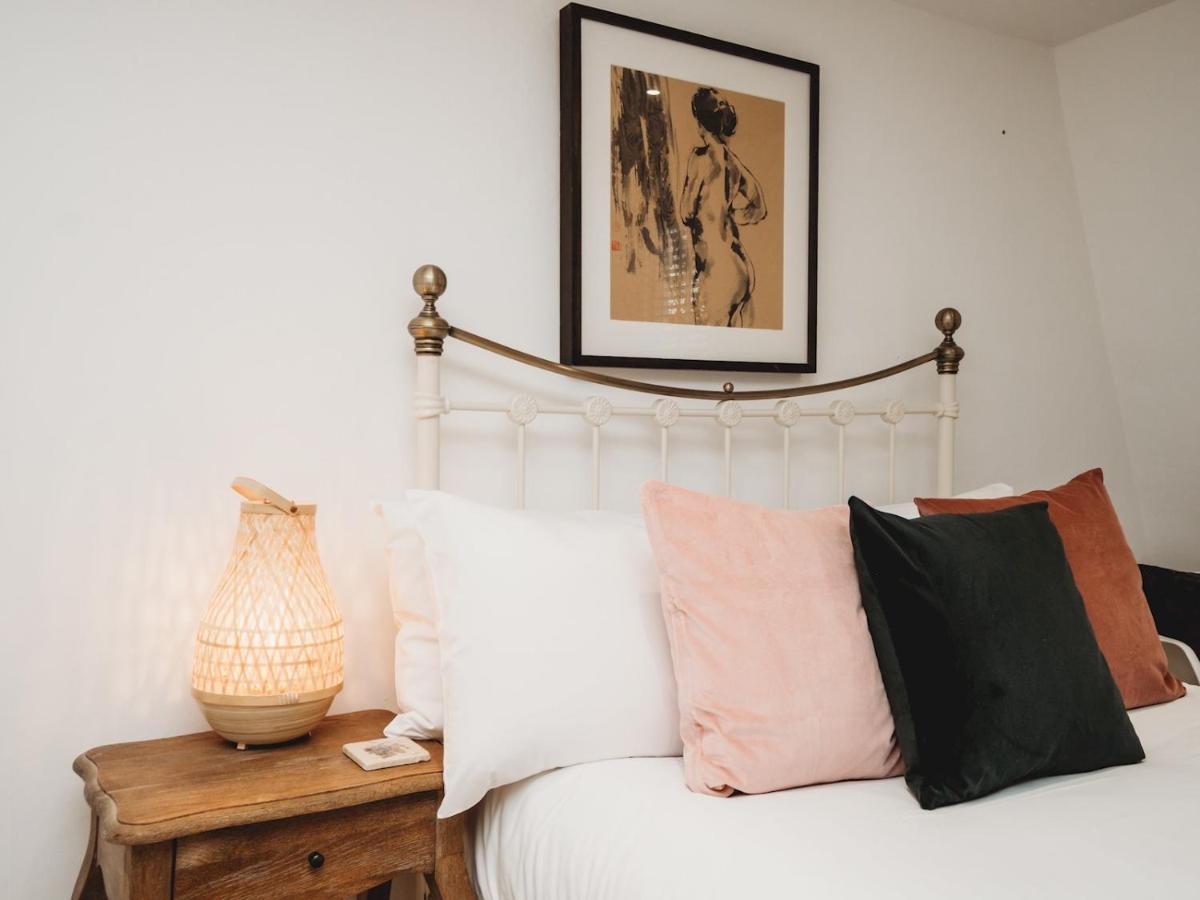 Appartement Pass The Keys Stylish 2 Bed Eco Flat In The Heart Of Bath Extérieur photo