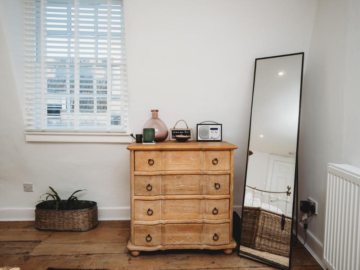 Appartement Pass The Keys Stylish 2 Bed Eco Flat In The Heart Of Bath Extérieur photo