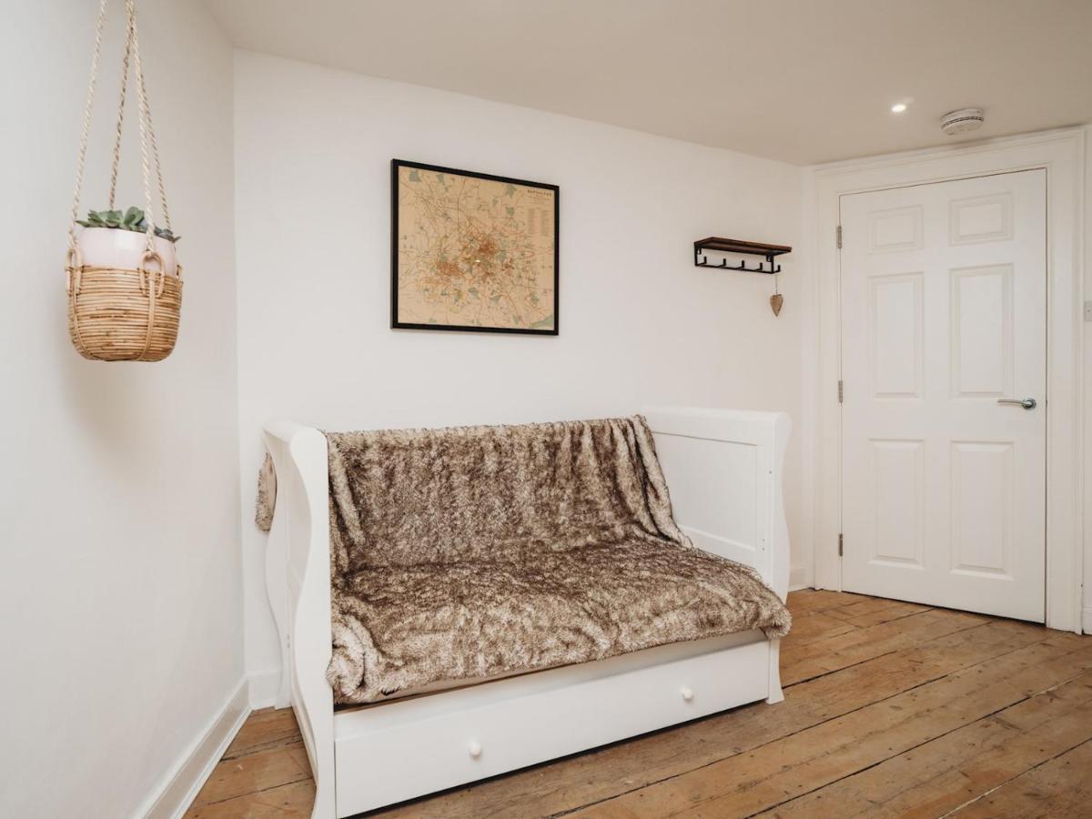 Appartement Pass The Keys Stylish 2 Bed Eco Flat In The Heart Of Bath Extérieur photo